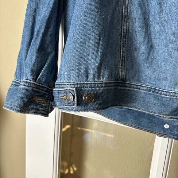 NEW NWT Torrid Julliard Denim Relaxed FIt Trucker Jacket Size 12 / Large - Picture 7 of 9